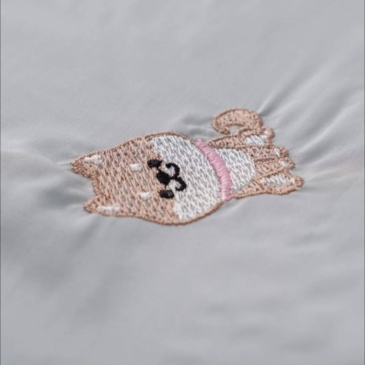 【韓國製四季薄被】刺繡柴犬四季薄被 100%天絲