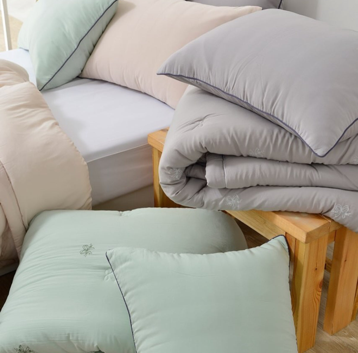 【韓國製四季薄被】溫柔蝴蝶結玫瑰四季薄被 100%天絲