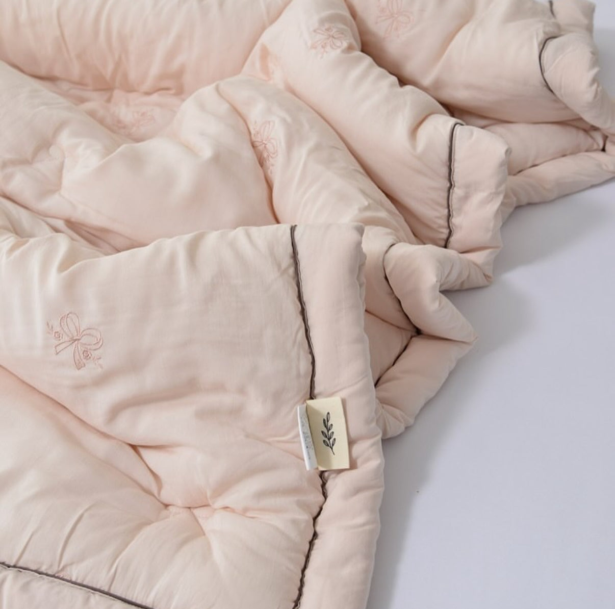 【韓國製四季薄被】溫柔蝴蝶結玫瑰四季薄被 100%天絲