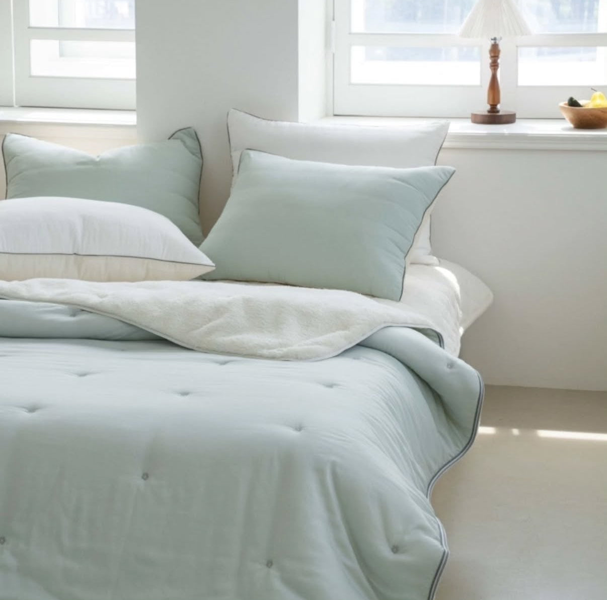 【韓國製冬被】 刺繡小花冬被 正面100%天絲｜反面 兔毛