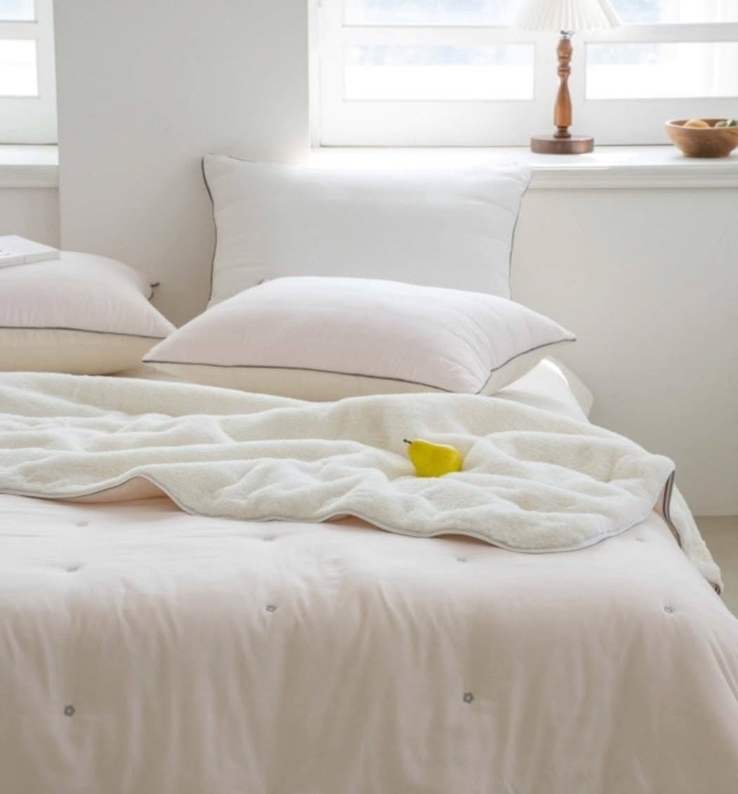 【韓國製冬被】 刺繡小花冬被 正面100%天絲｜反面 兔毛