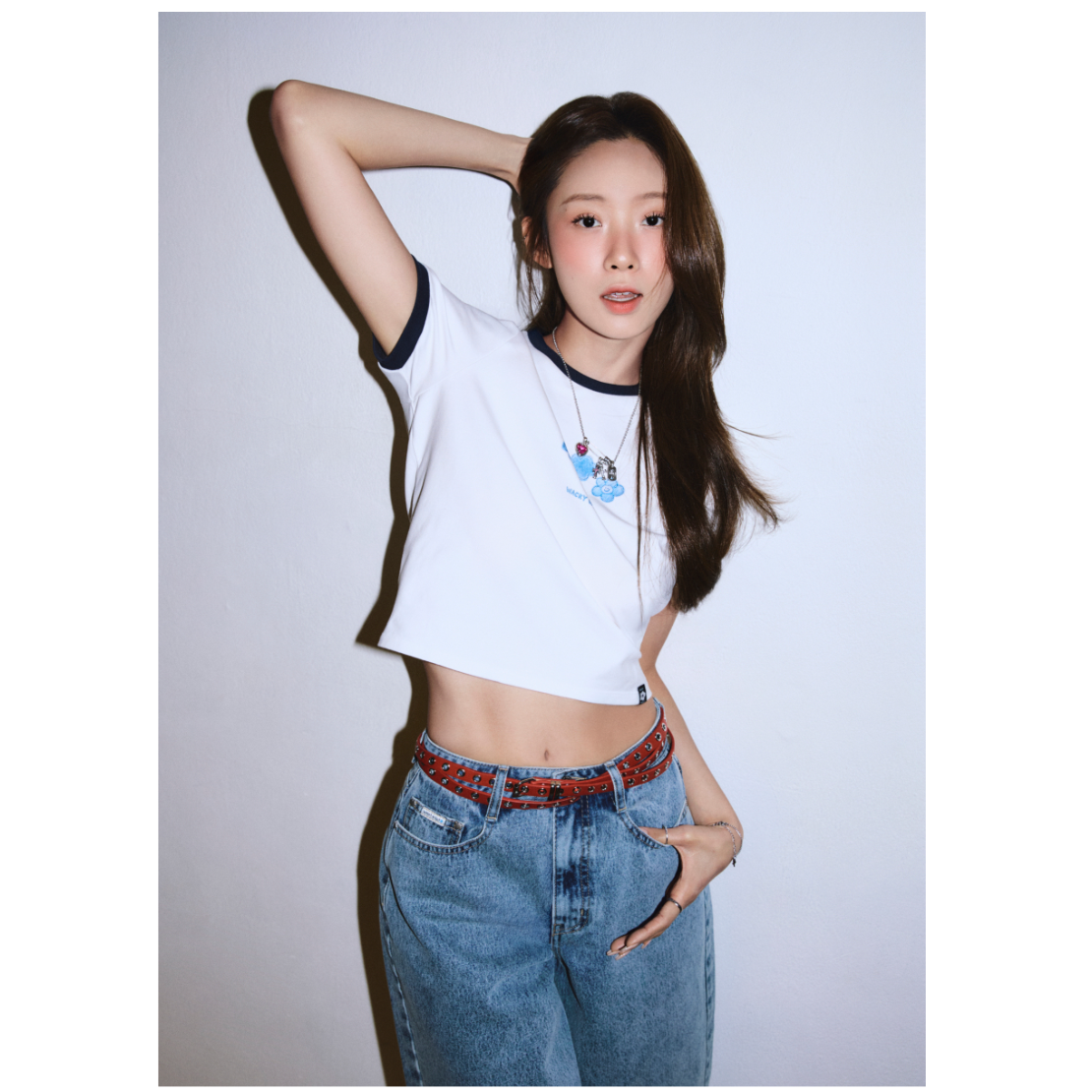 【可愛塗鴉風潮牌】Giselle同款！女款 Wacky Willy 撞色小花花款T裇
